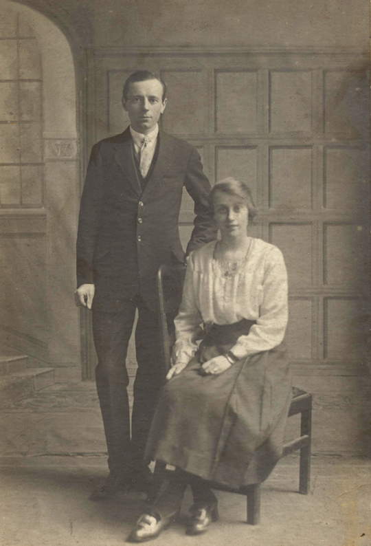 Bob's Dad and Mum (c1923)