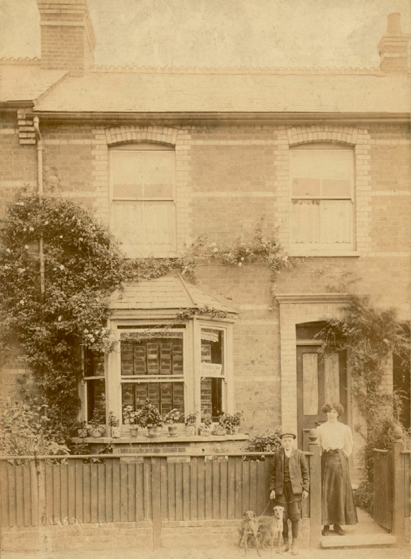 Bob's Dad & Ethel (Aunt Doll) outside 22 Lowestoft Road, Watford (c1904)