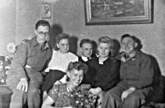 Bob Frau Kamerrer and friends. Cuxhaven 1946.