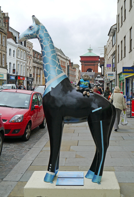 Mooch monkey at Stand Tall for Giraffes in Colchester 2013 - 2 Tuxedo G Raffee