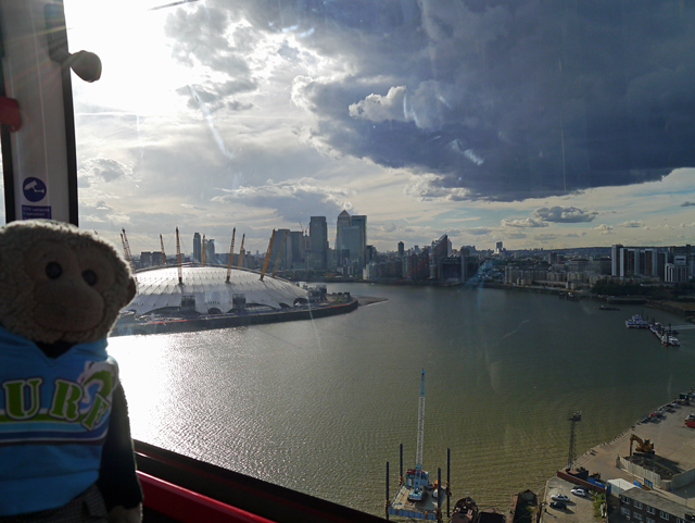 Mooch monkey uses the TfL Emirates Air Line cable car - looking west