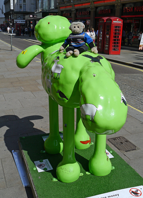 The Gruffalo Shaun - Shaun in the City, London 2015 - Mooch monkey