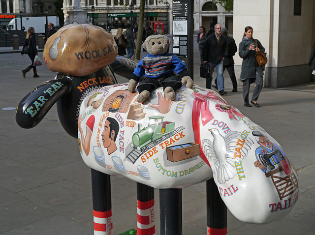 Literary Lamb - Shaun in the City, London 2015 - Mooch monkey