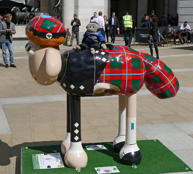 Hamish - Shaun in the City, London 2015 - Mooch monkey