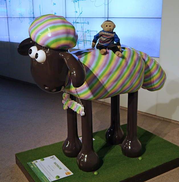 Rainbow - Shaun in the City, London 2015 - Mooch monkey