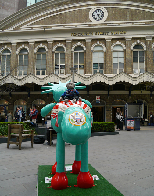 Liberty Bell - Shaun in the City, London 2015 - Mooch monkey