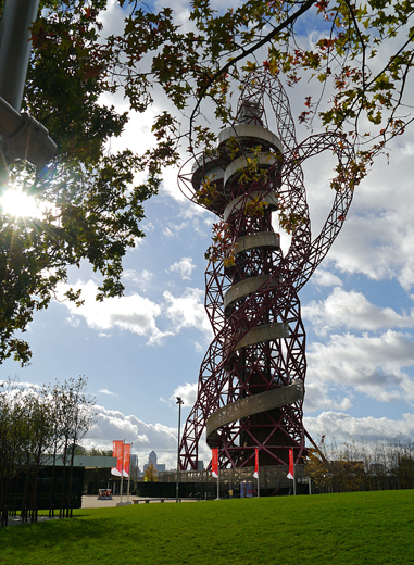 Mooch monkey at Year of the Bus London 2014 - Q10 Dazzler