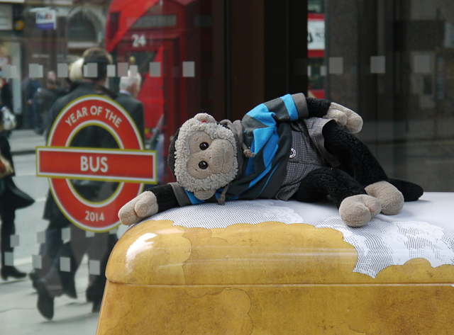 Mooch monkey at Year of the Bus London 2014 - W14 Gull Graeni Straeto