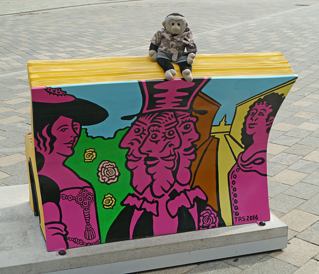 Mooch monkey at Books About Town in London 2014 - 6 Earnest