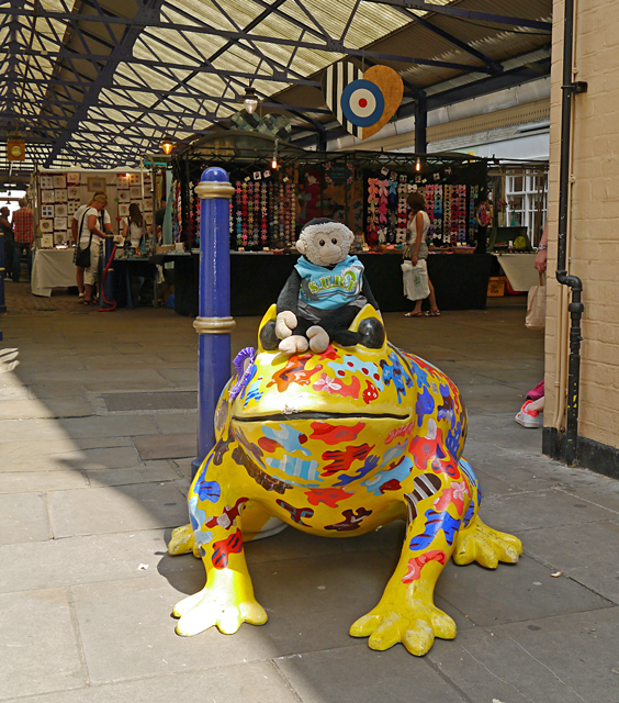 Mooch monkey at Books About Town in London 2014 - Corelli Creature Carnival - toad