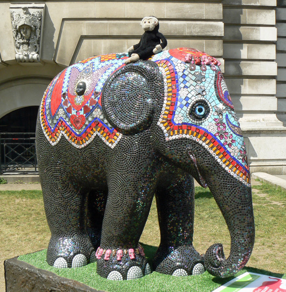 Mooch monkey at the London Elephant Parade - 066 Phoolan.