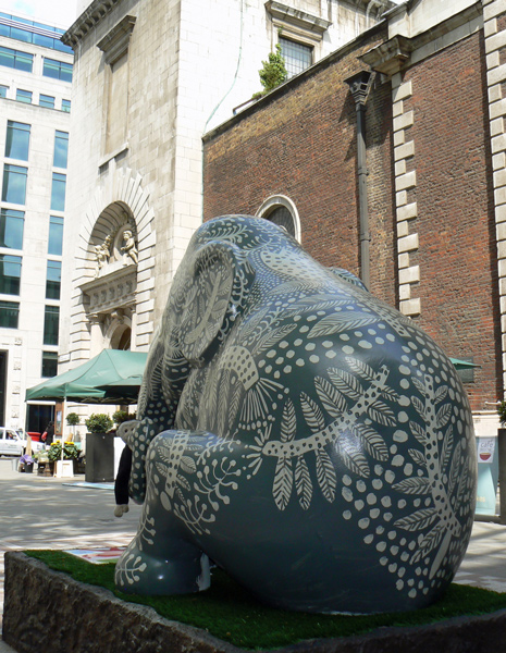 Mooch monkey at the London Elephant Parade - 083 Midnight Indigo.