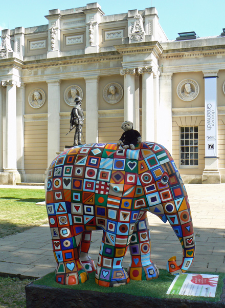 Mooch monkey at the London Elephant Parade - 128 Cotee.