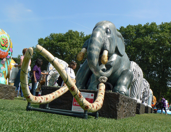 Mooch monkey at the London Elephant Parade - 151 Wooly Mammoth.