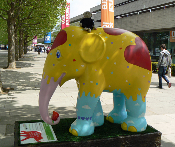 Mooch monkey at the London Elephant Parade - 161 Maureen.