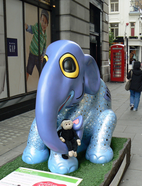 Mooch monkey at the London Elephant Parade - 167 Elephish.