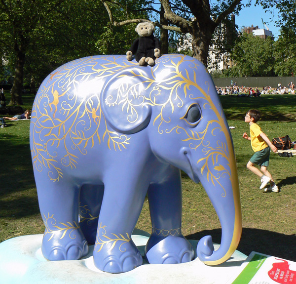 Mooch monkey at the London Elephant Parade - 195 Eko.