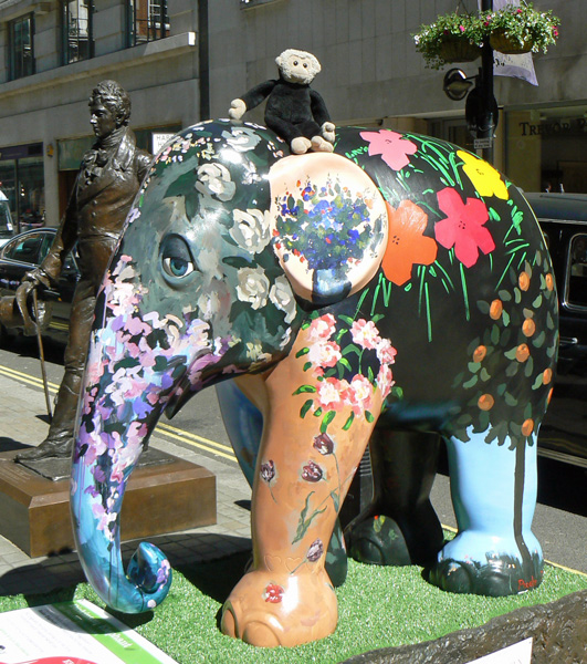 Mooch monkey at the London Elephant Parade - 200 Dickinson Elephant