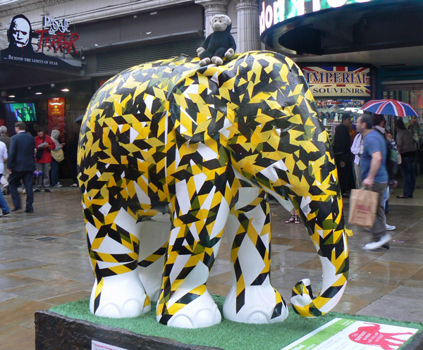 Mooch monkey at the London Elephant Parade - 207 Untitled.