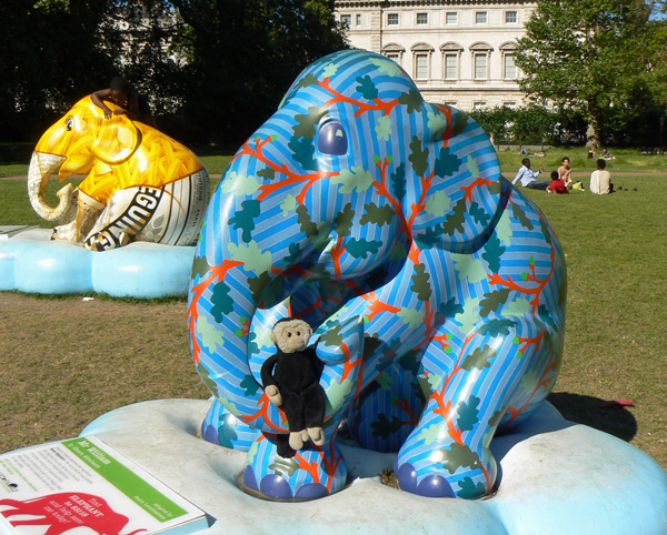 Mooch monkey at the London Elephant Parade - 225 Mr William.