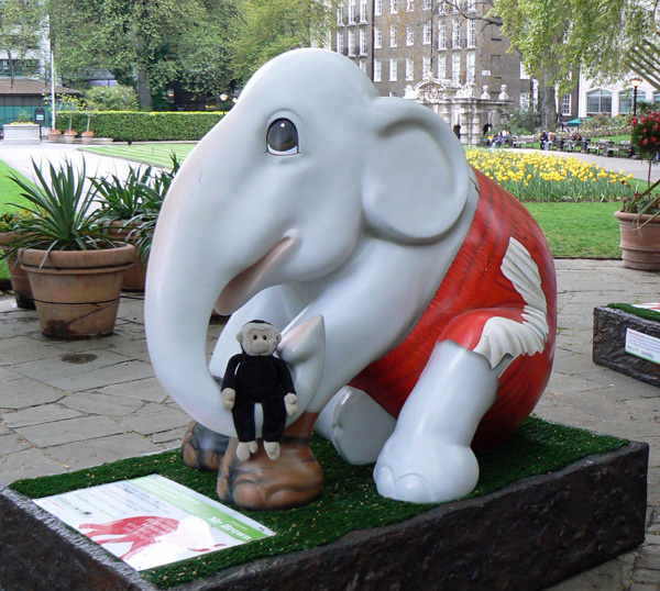 Mooch monkey at the London Elephant Parade - 230 Mr Brown.