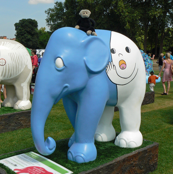 Mooch monkey at the London Elephant Parade - 232 Whisper.