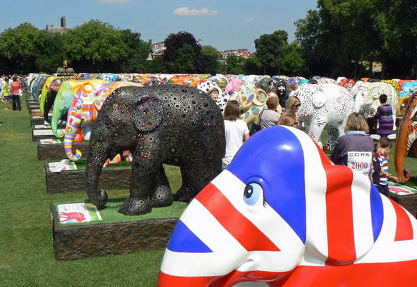 London Elephant Parade - Mooch monkey at Royal Hospital Chelsea