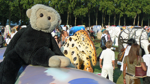 London Elephant Parade - Mooch monkey at Royal Hospital Chelsea