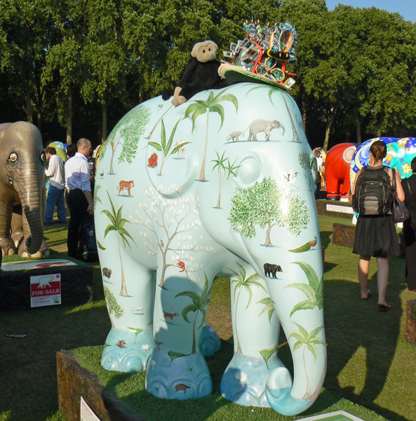 London Elephant Parade - Mooch monkey at Royal Hospital Chelsea