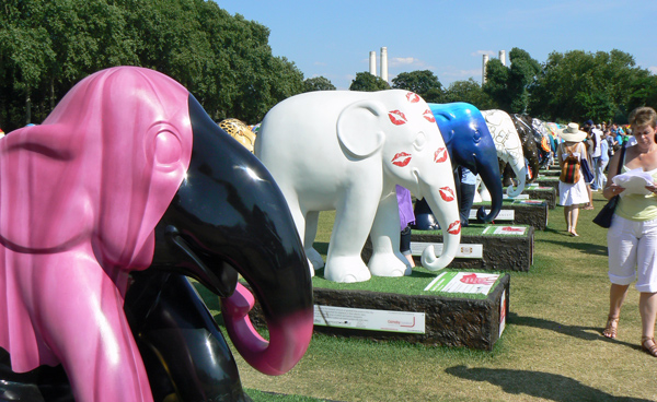 London Elephant Parade - Mooch monkey at Royal Hospital Chelsea