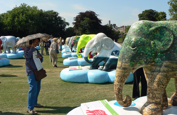 London Elephant Parade - Mooch monkey at Royal Hospital Chelsea