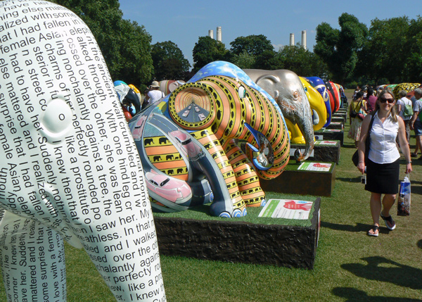 London Elephant Parade - Mooch monkey at Royal Hospital Chelsea