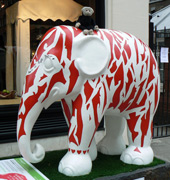 London Elephant Parade - 090 Twiggie.