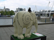 London Elephant Parade - 121 James Bond