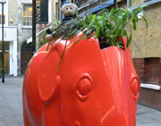 London Elephant Parade - 247 Tommy Hilfiger Red Elephant