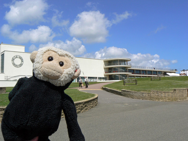 Mooch outside the De La Warr Pavilion in Bexhill On Sea