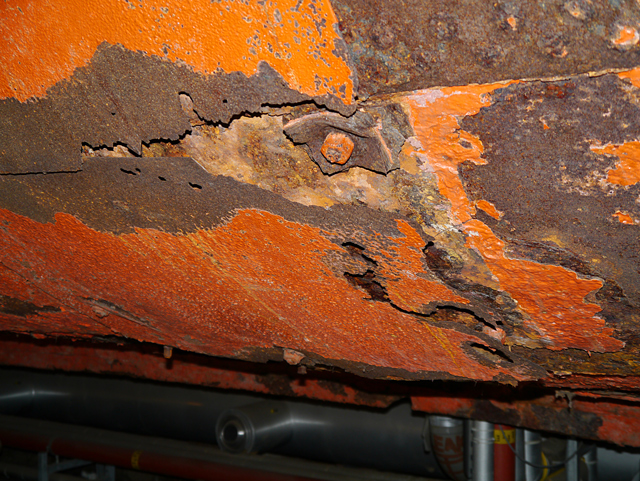 Mooch monkey at ss Great Britain in Bristol - corroded hull