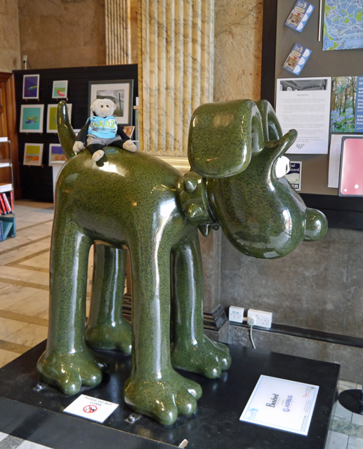 Mooch monkey at Gromit Unleashed in Bristol 2013 - 3 Bushed