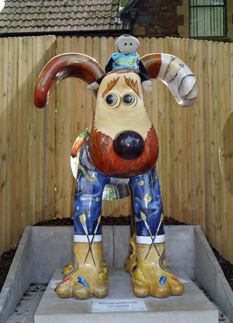 Mooch monkey at Gromit Unleashed in Bristol 2013 - 4 Vincent van Gromit