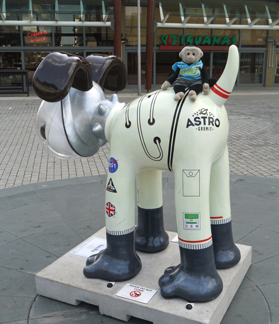 Mooch monkey at Gromit Unleashed in Bristol 2013 - 11 Astro Dog