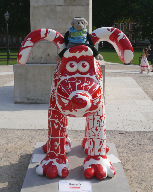 Mooch monkey at Gromit Unleashed in Bristol 2013 - 16 Bark at Ee