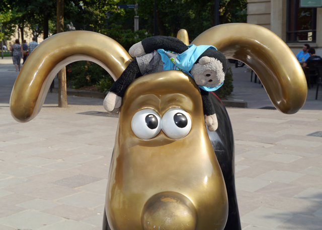 Mooch monkey at Gromit Unleashed in Bristol 2013 - 17 Groscar