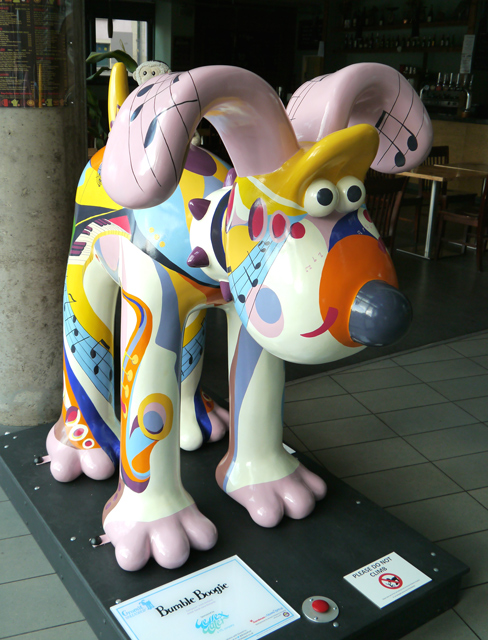 Mooch monkey at Gromit Unleashed in Bristol 2013 - 23 Bumble Boogie