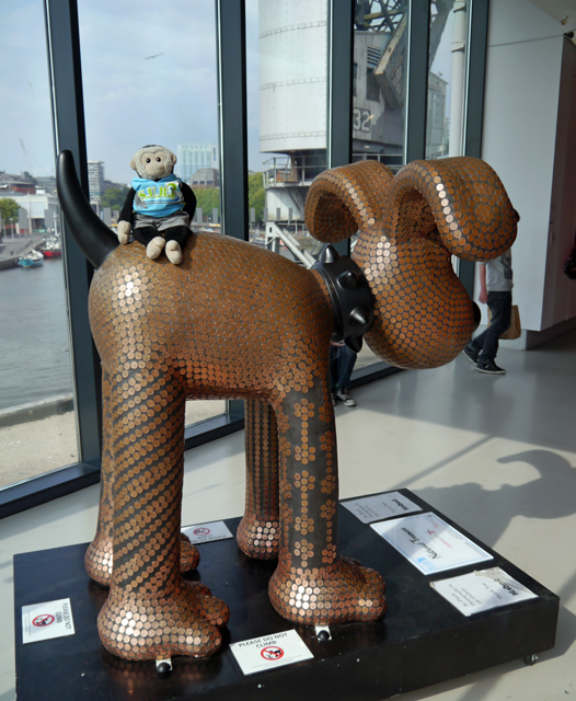 Mooch monkey at Gromit Unleashed in Bristol 2013 - 43 National Treasure