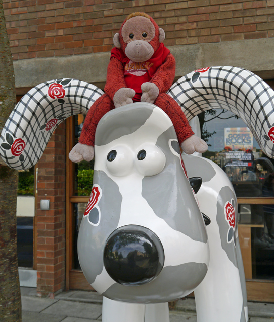 Mooch monkey at Gromit Unleashed in Bristol 2013 - 50 Sugar Plum