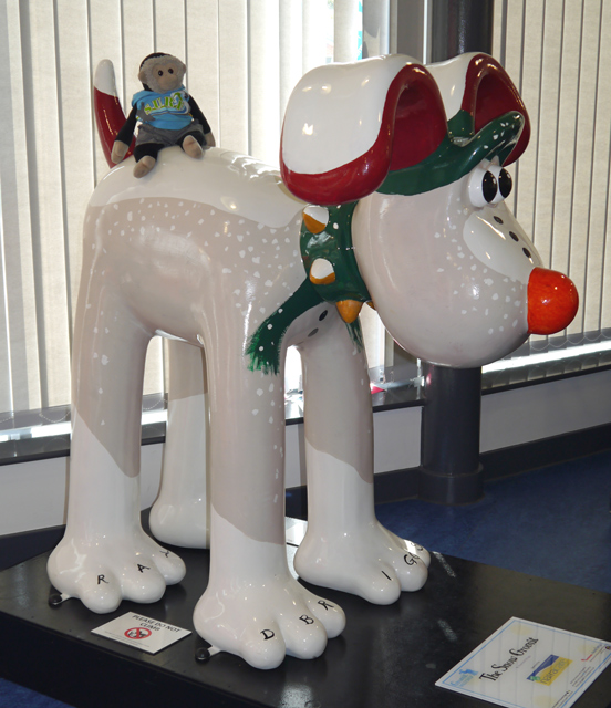 Mooch monkey at Gromit Unleashed in Bristol 2013 - 61 Snow Gromit