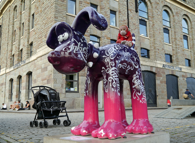 Mooch monkey at Gromit Unleashed in Bristol 2013 - 65 Zodiac