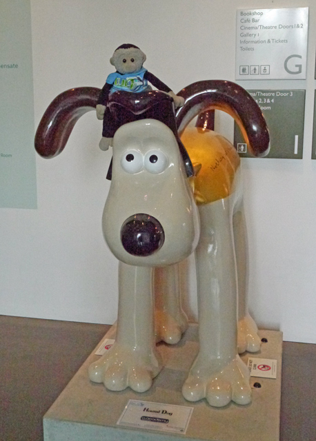 Mooch monkey at Gromit Unleashed in Bristol 2013 - 66 Hound Dog