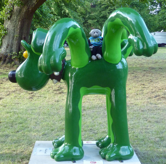 Mooch monkey at Gromit Unleashed in Bristol 2013 - 67 It's Kraken, Gromit!