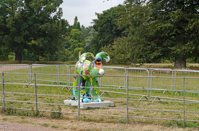 Mooch monkey at Gromit Unleashed in Bristol 2013 - 75 Eldoradog